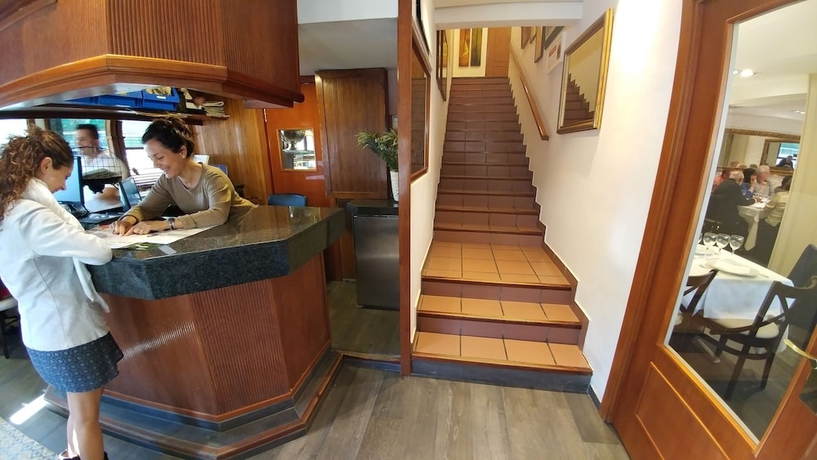 Imagen de los interiores del Hotel La Ciudadela. Foto 16