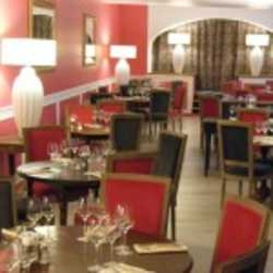 Imagen del bar/restaurante del Hotel La Cle d'Or, Barbizon. Foto 2