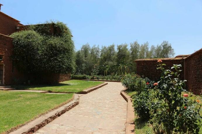 Imagen general del Hotel La Cl&eacute; Des Huiles. Foto 1