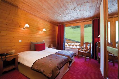 Imagen de la habitación del Hotel La Clef Des Champs. Foto 13