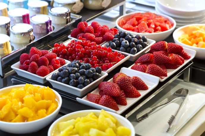 Imagen del bar/restaurante del Hotel La Clef Louvre Paris By The Crest Collection. Foto 3