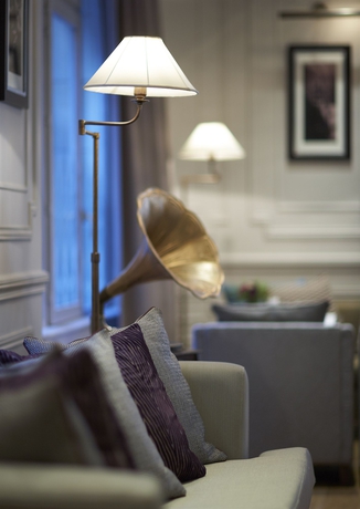 Imagen de los interiores del Hotel La Clef Louvre Paris By The Crest Collection. Foto 12