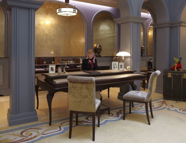 Imagen de los interiores del Hotel La Clef Louvre Paris By The Crest Collection. Foto 15