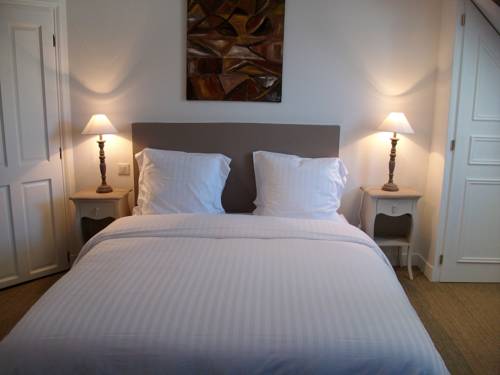 Imagen de la habitación del Hotel La Closeraie. Foto 9