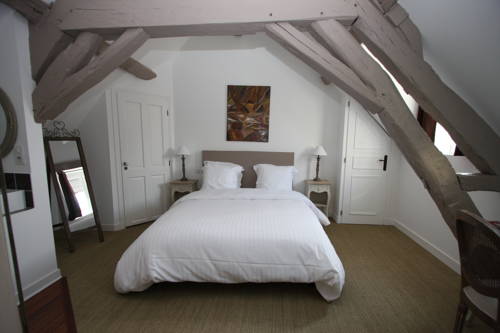 Imagen de la habitación del Hotel La Closeraie. Foto 16