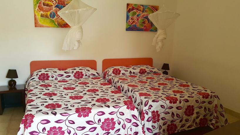 Imagen de la habitación del Hotel La Coccinelle. Foto 12