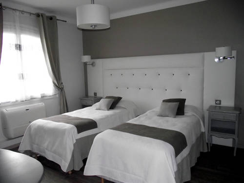 Imagen de la habitación del Hotel La C&ocirc;te Bleue. Foto 8