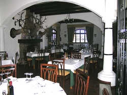 Imagen del bar/restaurante del Hotel La Codorniz. Foto 17