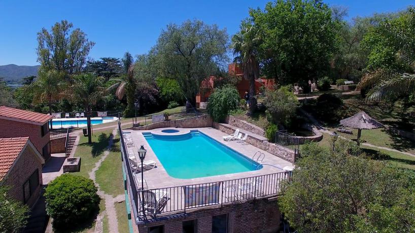 Imagen general del Hotel La Colina del Sol. Foto 15