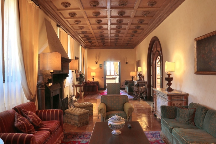 Imagen de los interiores del Hotel La Collegiata, San Gimignano. Foto 16