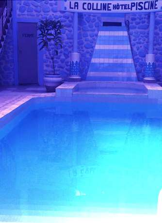Imagen de la piscina del Hotel La Colline. Foto 19