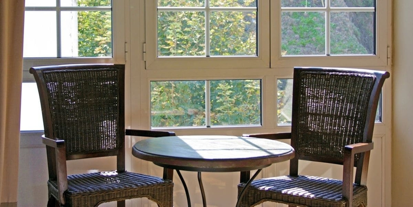 Imagen de la habitación del Hotel La Colmena. Foto 7