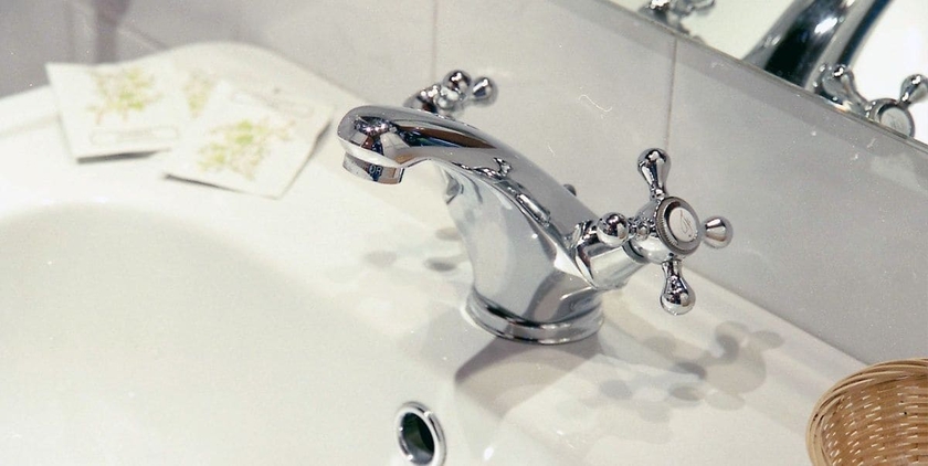 Imagen de la habitación del Hotel La Colmena. Foto 12