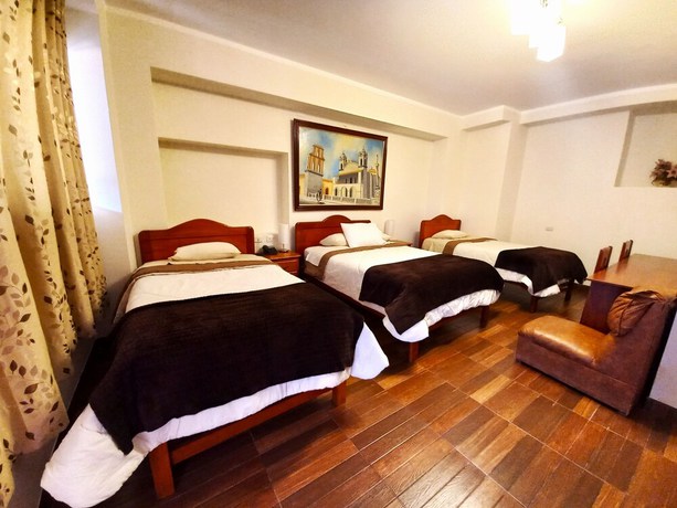 Imagen de la habitación del Hotel La Colmena, Santiago. Foto 5