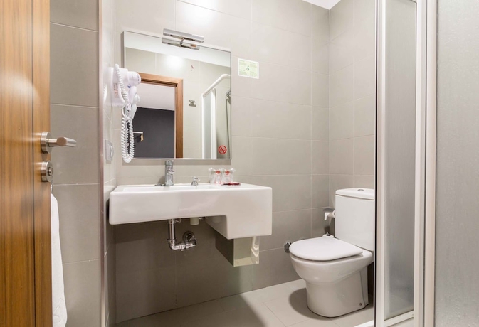 Imagen de la habitación del Hotel La Colombina. Foto 8