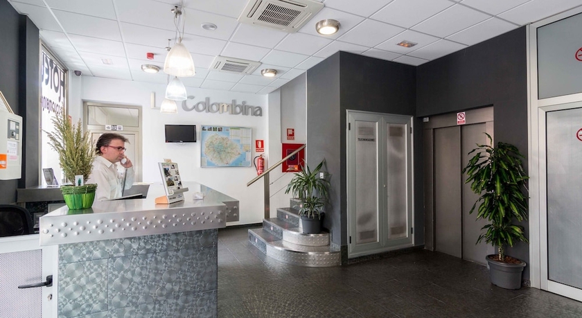 Imagen de los interiores del Hotel La Colombina. Foto 19