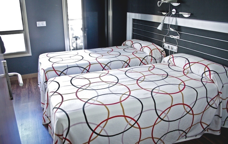 Imagen de la habitación del Hotel La Colombina. Foto 13