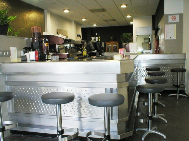 Imagen del bar/restaurante del Hotel La Colombina. Foto 4