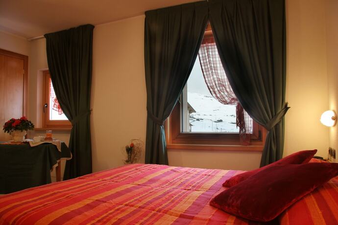 Imagen de la habitación del Hotel La Colombina, Livigno. Foto 13