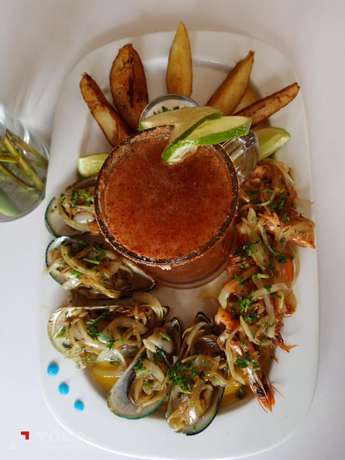 Imagen del bar/restaurante del Hotel La Colonia, San Sebasti&aacute;n. Foto 2