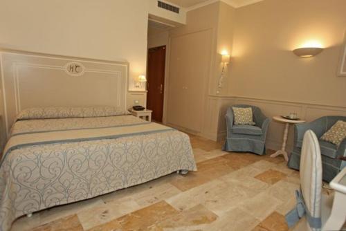 Imagen de la habitación del Hotel La Colonnina. Foto 10