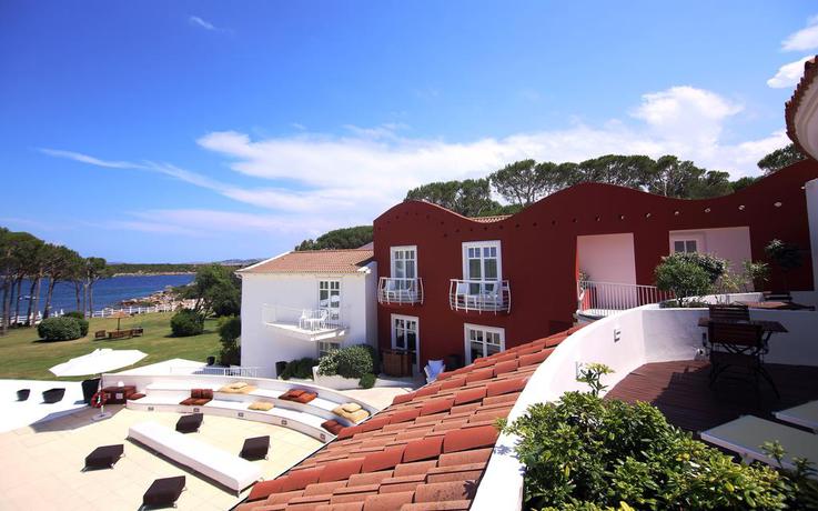 Imagen de los exteriores del Hotel La Coluccia. Foto 9