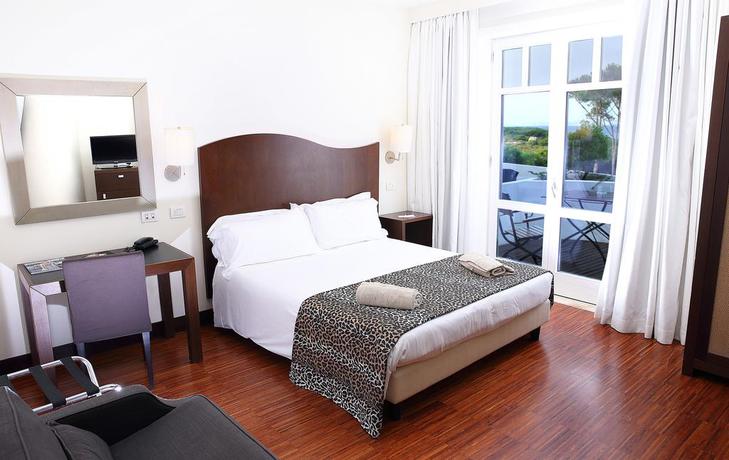 Imagen de la habitación del Hotel La Coluccia. Foto 7