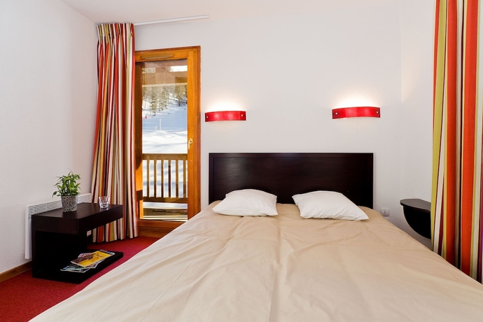 Imagen de la habitación del Hotel La Combe D'or. Foto 9