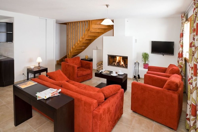 Imagen de la habitación del Hotel La Combe D'or. Foto 17