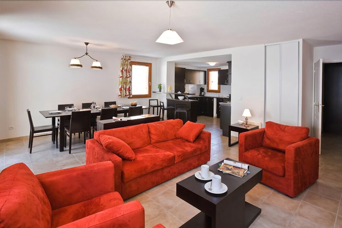 Imagen de la habitación del Hotel La Combe D'or. Foto 18