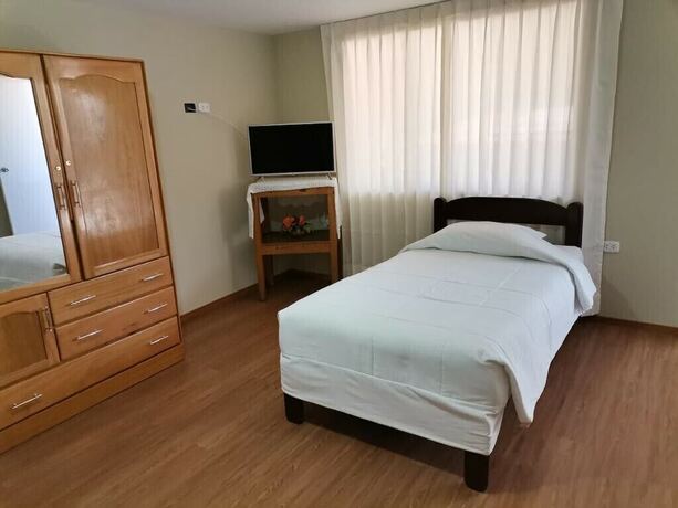 Imagen de la habitación del Hotel La Compa&ntilde;ia - Jerusalen. Foto 17