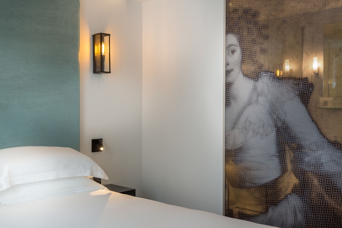 Imagen de la habitación del Hotel La Comtesse. Foto 12