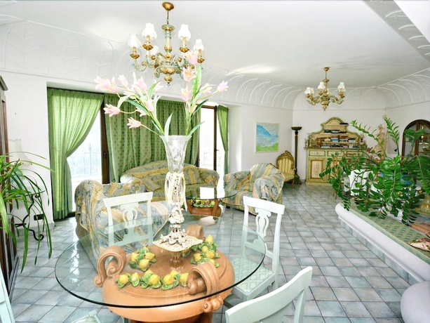 Imagen de los interiores del Hotel La Conca Azzurra. Foto 19