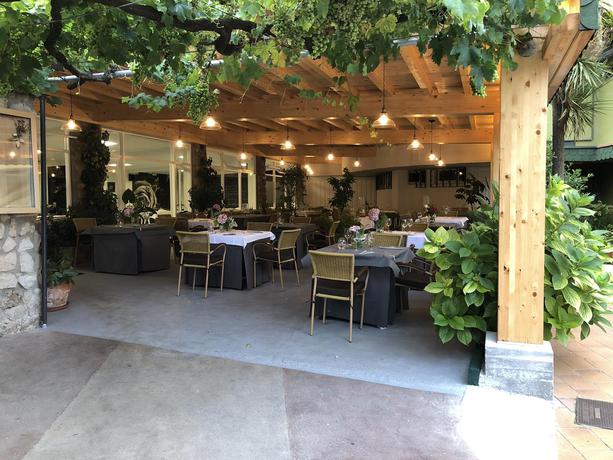 Imagen de los interiores del Hotel La Concha de Suances. Foto 5