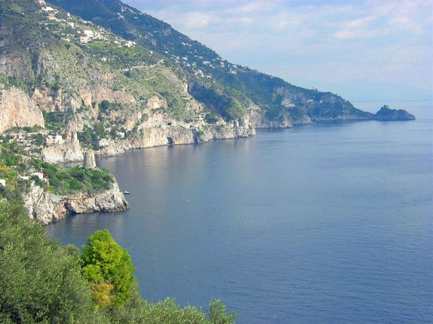 Imagen de los exteriores del Hotel La Conchiglia, Praiano. Foto 13