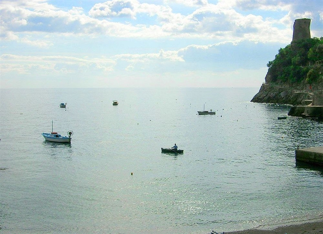 Imagen de los exteriores del Hotel La Conchiglia, Praiano. Foto 14