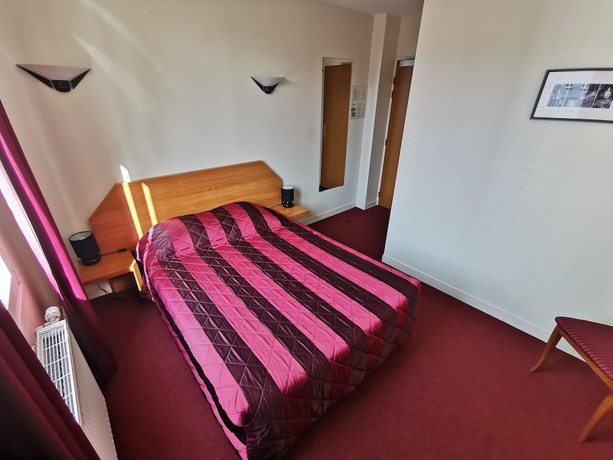 Imagen de la habitación del Hotel La Consigne. Foto 9