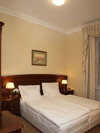 Imagen de la habitación del Hotel La Contessa Castle. Foto 14