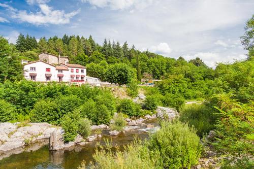 Imagen general del Hotel La Corniche Des Cevennes. Foto 6