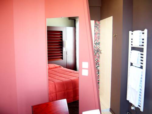 Imagen de la habitación del Hotel La Corniche. Foto 10