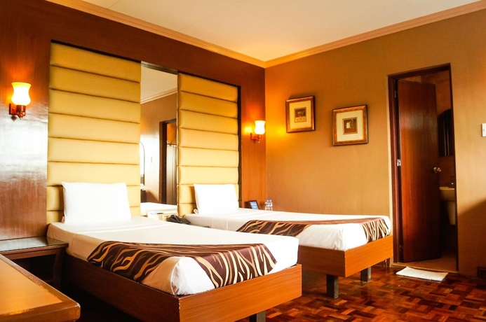 Imagen de la habitación del Hotel La Corona De Lipa. Foto 2