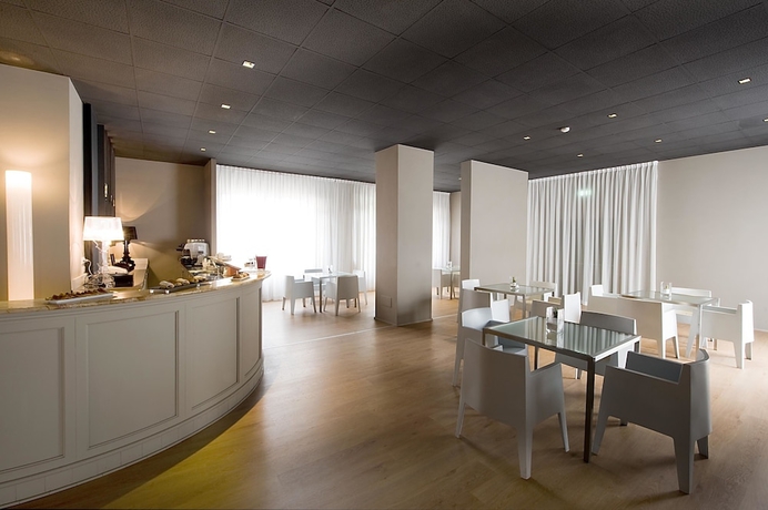 Imagen del bar/restaurante del Hotel La Corte, Cascia. Foto 6