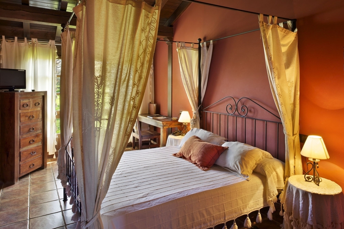 Imagen de los interiores del Hotel La Corte De Lugas. Foto 13