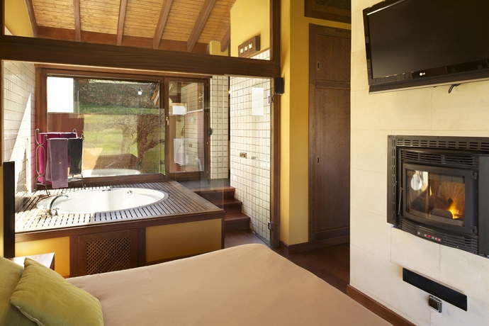 Imagen de la habitación del Hotel La Corte De Lugas. Foto 9