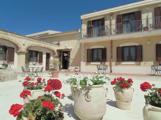 Imagen general del Hotel La Corte Del Sole, Noto. Foto 1