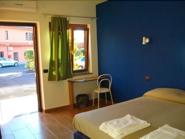 Imagen de la habitación del Hotel La Corte, Nápoles. Foto 6