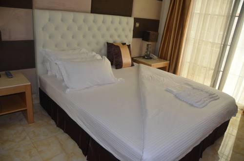 Imagen de la habitación del Hotel La Corte Toscana & Resort Juba. Foto 6