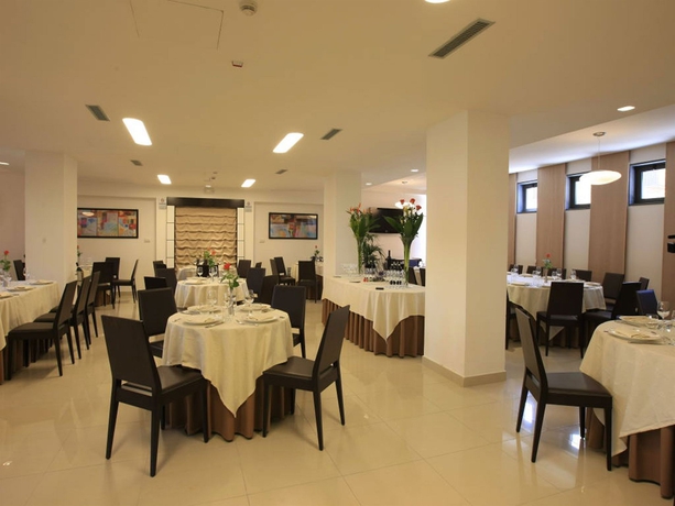 Imagen del bar/restaurante del Hotel La Costiera. Foto 6