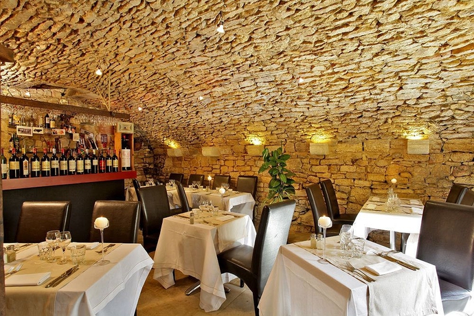 Imagen del bar/restaurante del Hotel La Couleuvrine. Foto 2