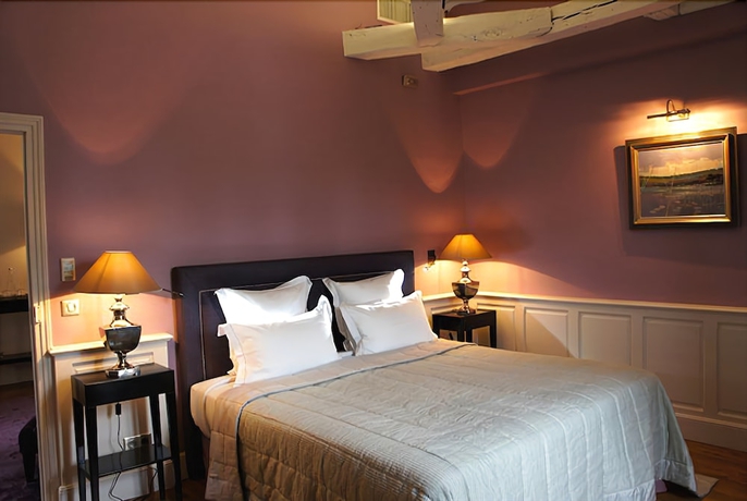 Imagen de la habitación del Hotel La Cour Berbisey. Foto 6